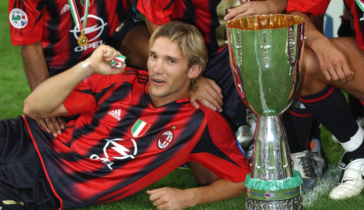 Bersama AC Milan Shevchenko berada di puncak performa. Ia sukses meraih 1 gelar Liga Champions, 1 gelar Serie A, 1 gelar UEFA Super Cup, 1 gelar Coppa Italia, dan 1 gelar Piala Super Italia. (Foto: AFP/Roberto Barreti)