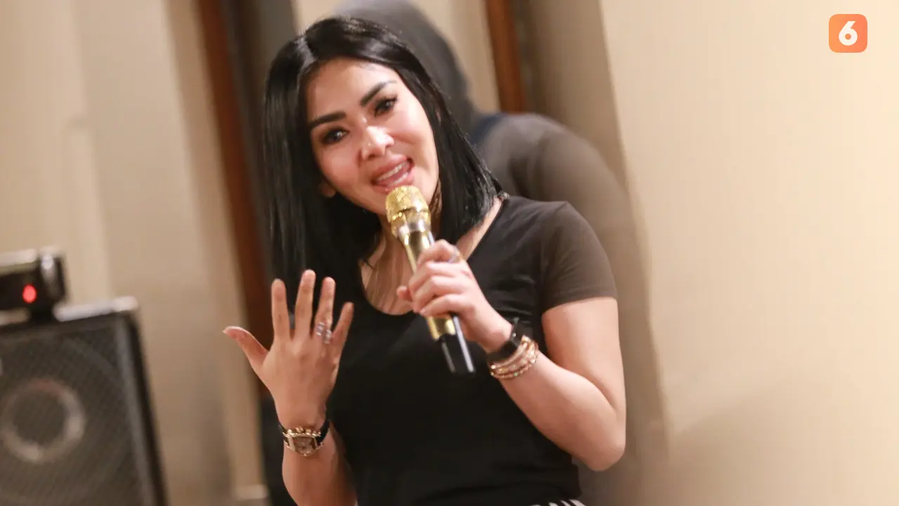 [Bintang] Syahrini