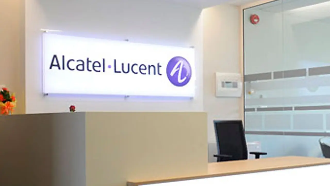 alcatel-131223b.jpg