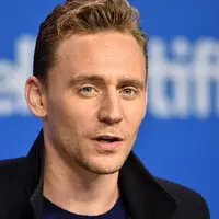 ilm Crimson Peak yang baru saja rilis 16 Oktober 2015 lalu. Film yang dibintangi oleh Tom Hiddleston ini menyuguhkan kisah horor berbalut gotik dan fantasi. (AFP/Bintang.com)