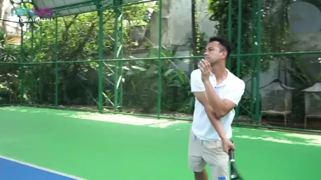 Bakal Tanding Tenis Lawan Desta, Ini 7 Potret Pesiapan Raffi Ahmad