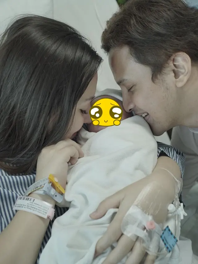 7 Potret Pernikahan Lidi Brugman dan Lucky Perdana hingga Persalinan, Curi Perhatian