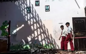 Awal Tahun Ajaran, Siswa SD Grobogan Disambut Kelas yang Ambruk