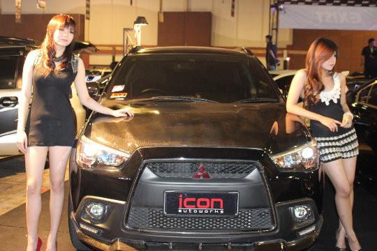 Mitsubishi Outlander - iCon