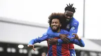 Gelandang Crystal Palace keturunan Indonesia, Jairo Riedewald (depan). (AP/Mike Hewitt).