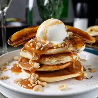 resep banana pancake untuk teman ngopi/shutterstock/oleksandr khmelevskyi