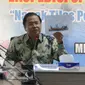 Menteri Koordinator Bidang Maritim dan Sumber Daya Rizal Ramli  (kiri) bersama kedubes Jepang untuk Indonesia Yasuaki Tanizaki saat Launching Ekspedisi Spirit of Majapahit' di Jakarta, Senin (2/5). (Liputan6.com/Angga Yuniar)