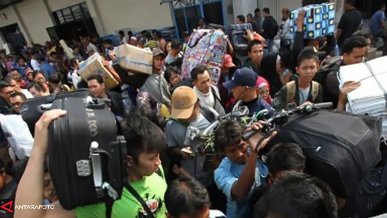 mudik-gratis-130628a.jpg