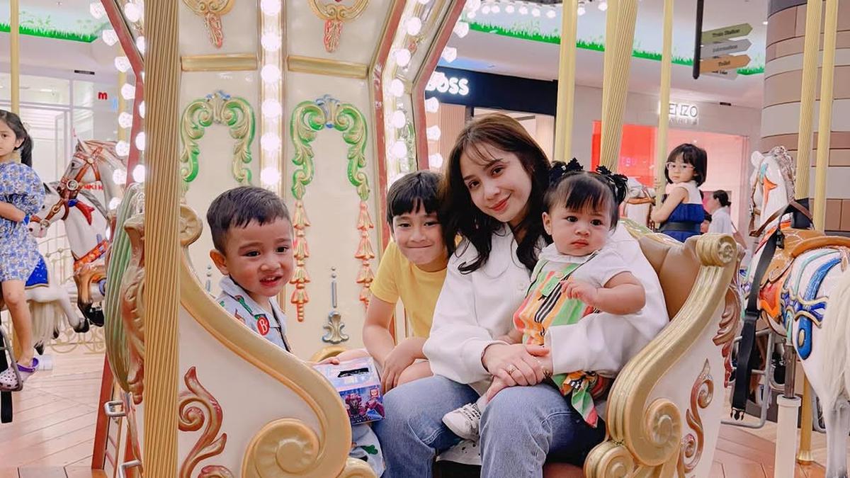 6 Potret Kebersamaan Nagita Slavina dan Ketiga Buah Hatinya, Gemas dan Penuh Kehangatan