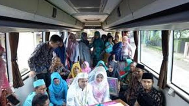 6 Tempat Nikahan Ini Anti-mainstream, Bikin Geleng Kepala