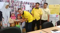 Secara serentak seluruh cabang Adira Finance di Indonesia menggelar tasyakuran bersama anak yatim piatu.
