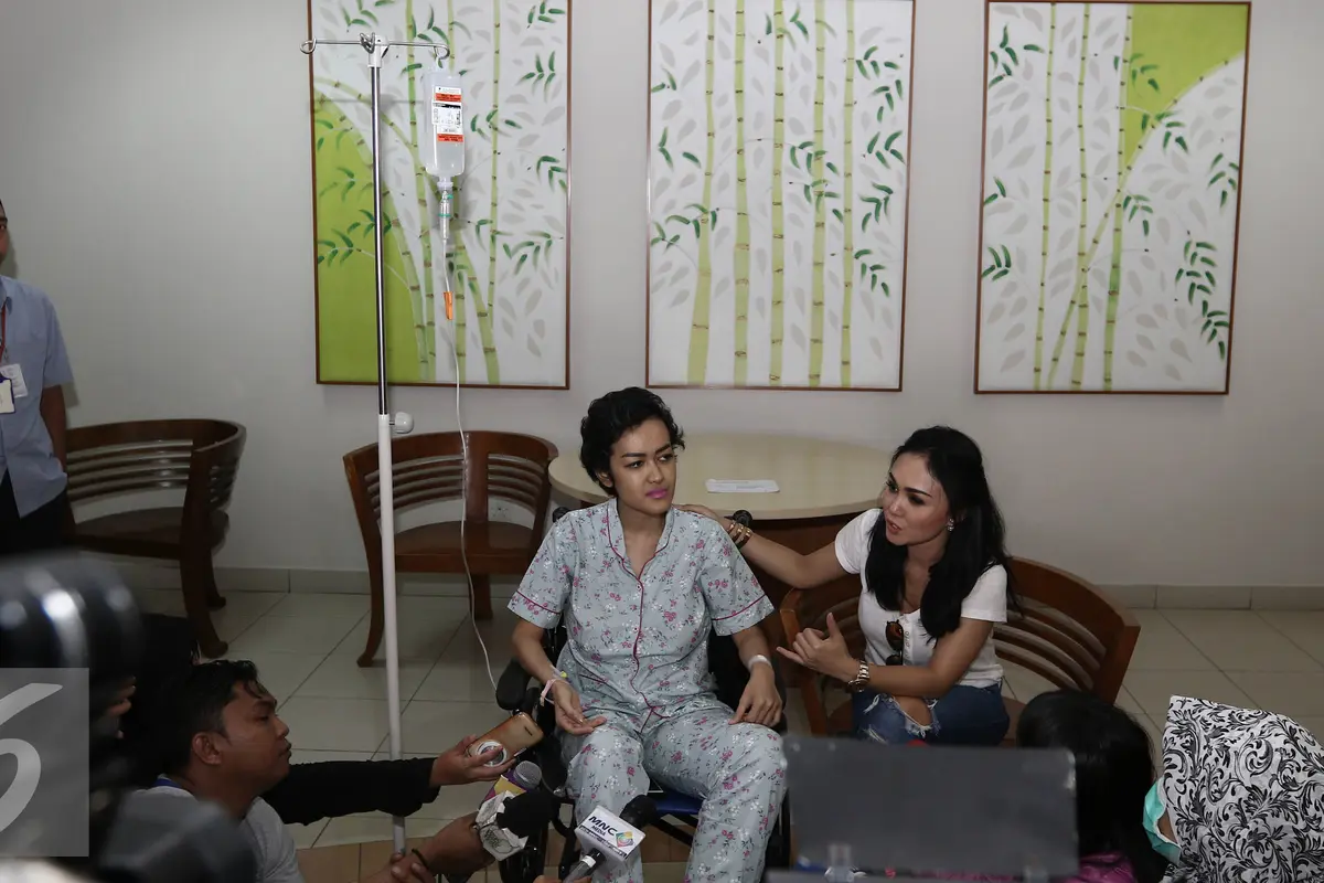 Julia Perez dan Yuni Shara