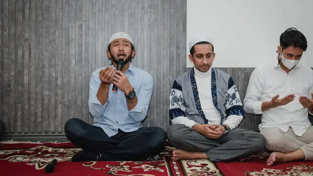 Syukuran Rumah Baru Syifa Hadju