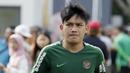 Pemain Timnas Indonesia U-22, Witan Sulaeman, saat latihan di Lapangan ABC, Senayan, Jakarta, Sabtu (12/1). Witan menjadi pemain termuda dalam pemusatan latihan dan seleksi Timnas Indonesia U-22 dengan usia 17 tahun. (Bola.com/M Iqbal Ichsan)