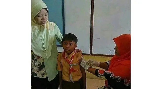 10 Aksi Kocak Anak-anak ini Bikin Kangen Masa Kecil