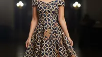 9 Model Dress Batik Kawung Modern Cocok untuk Pesta, Modis di Setiap Acara