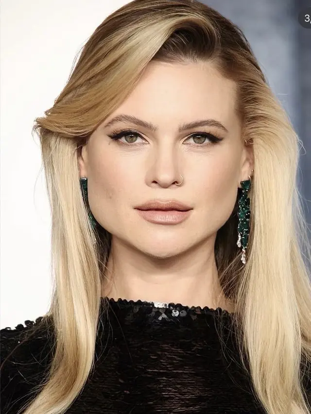 Behati Prinsloo di After Party Oscar 2023, credit: Instagram/(@behatiprinsloo)