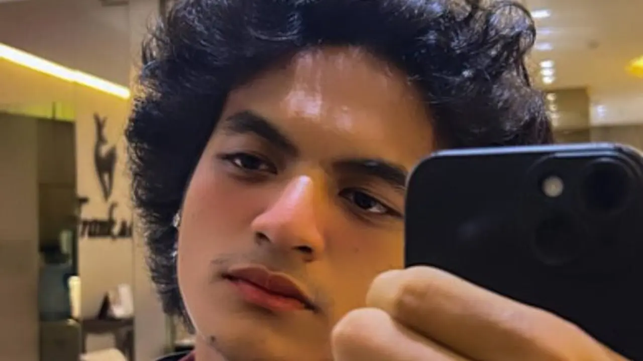 7 Potret Vadel Pacar Baru Laura Meizani Putri Nikita Mirzani, Jadi Sorotan