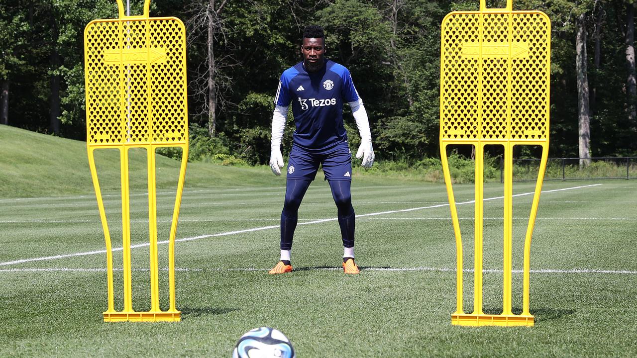 Sesi latihan pertama Andre Onana bersama Man United