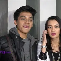 Tidak menyembunyikan hubungan asmaranya dari masyarakat, Dhea Annisa sering dipergoki para fans, saat berpergian dengan kekasihnya.