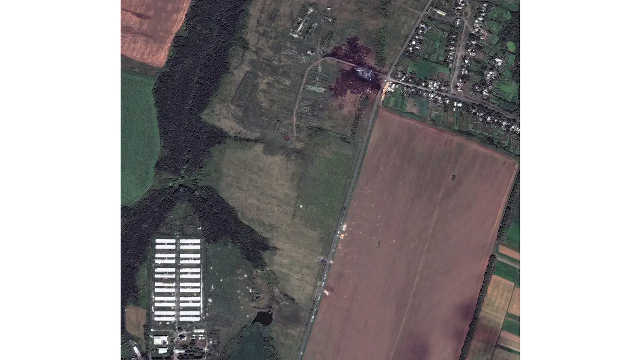 Lokasi jatuhnya MH17 dari luar angkasa