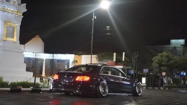 Modifikasi Mercedes-Benz W212 E-Class
