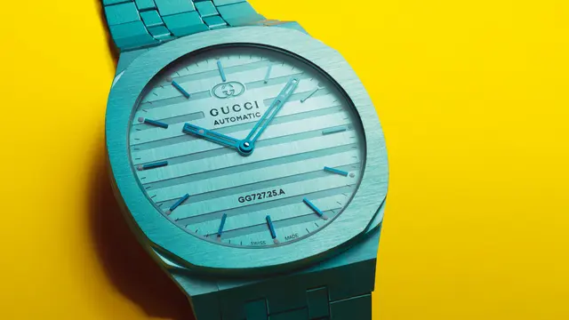 Gaya Glamor dan Berkelas Jessica Chastain, Aktris Pemenang Oscar, Dipadukan dengan Jam Terbaru Gucci