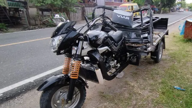 Motor roda tiga