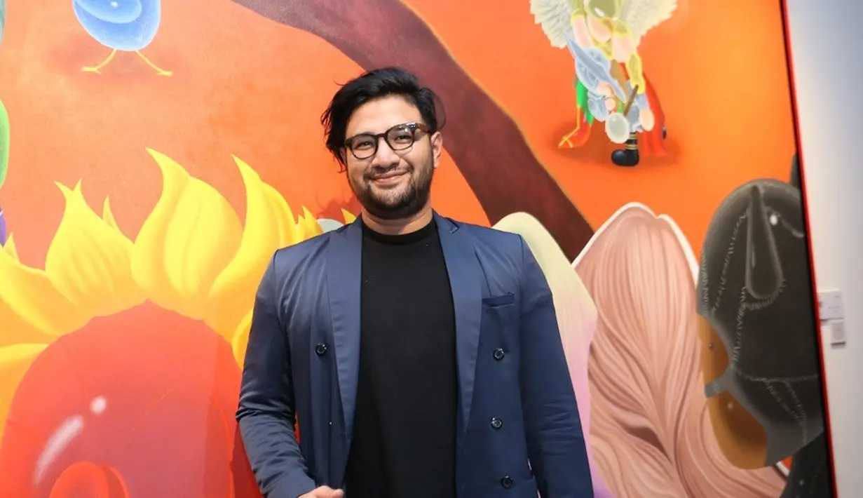 “Saya ingin mengembalikan kembali waktu yang kemarin tujuh bulan itu, waktu yang menurut saya banyak saya lewatin. Saya sekarang sudah bisa lihat anak saya bicara dua arah, banyak banget perubahan dalam waktu tujuh bulan,” ucap Ammar Zoni. [Foto: Budy Santoso/KapanLagi.com]