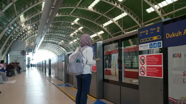 LRT Jabodebek menambah layanan dengan menyediakan kereta khusus untuk wanita. Layanan ini tengah diujicoba mulai 16 Desember 2024. (Dok LRT Jabodebek)
