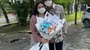 Alam dan Anggitha sama-sama mahasiswa Fakultas Teknik UGM. Alam Ganjar merupakan mahasiswa jurusan teknik industri, lalu Anggitha Ayu ialah mahasiswi teknik mesin. Sama-sama mahasiswa Teknik, keduanya tampak serasi. (Liputan6.com/IG/alamganjar)