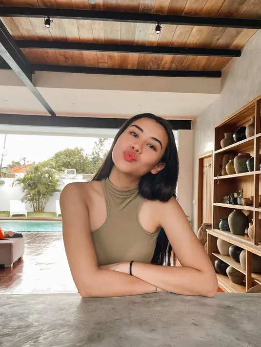 Aaliyah Massaid yang merupakan anak pasangan artis senior Alm Adjie Massaid dan Reza Artamevia belakangan ini sangat mencuri perhatian lewat unggahannya di media sosial. (FOTO: instagram.com/aaliyah.massaid/)