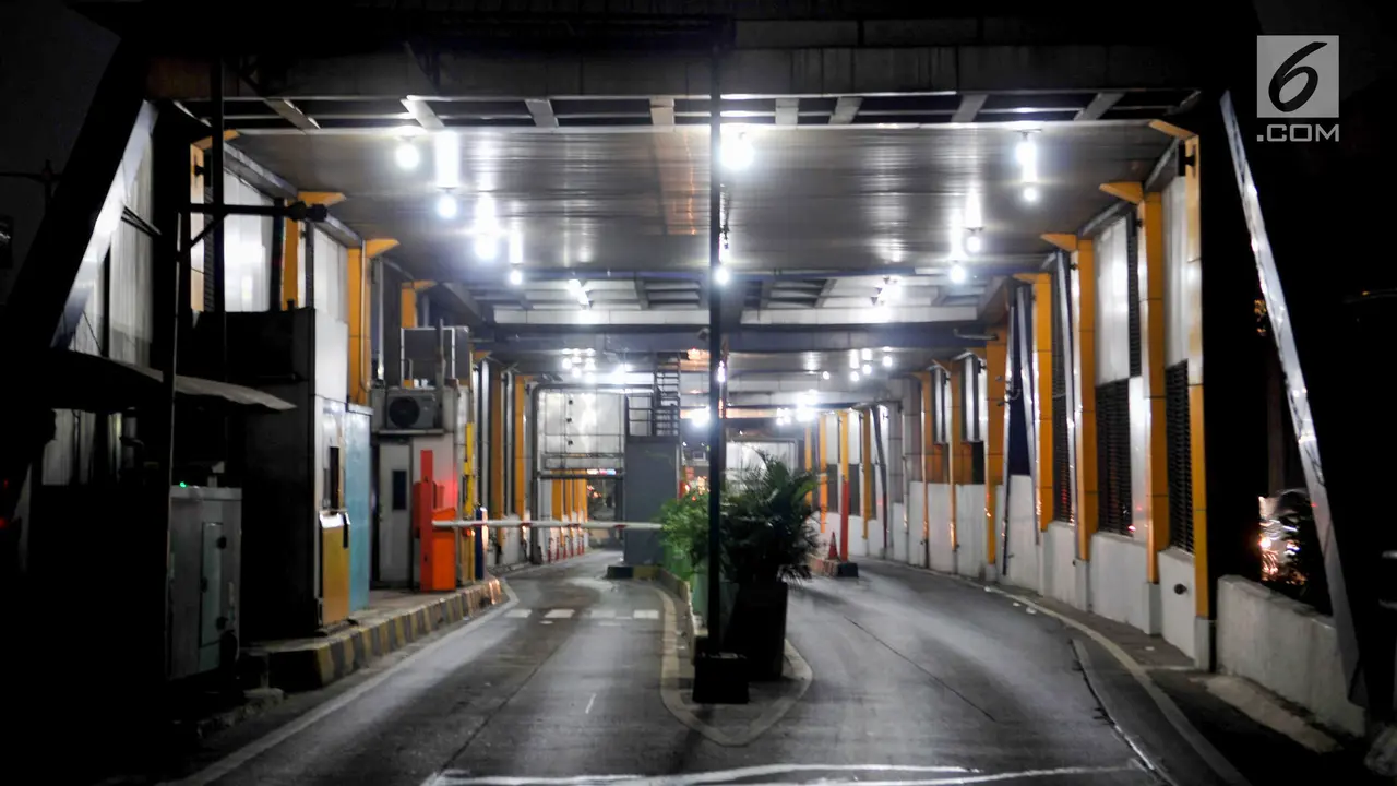 Gerbang Tol Cawang Ditutup saat Demontrasi DPR