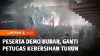Unjuk rasa bertajuk Indonesia Gelap, berlangsung serentak di sejumlah daerah di Tanah Air. Ekspresi serta kritik disuarakan baik lewat spanduk, orasi, dan bahkan melalui puisi.