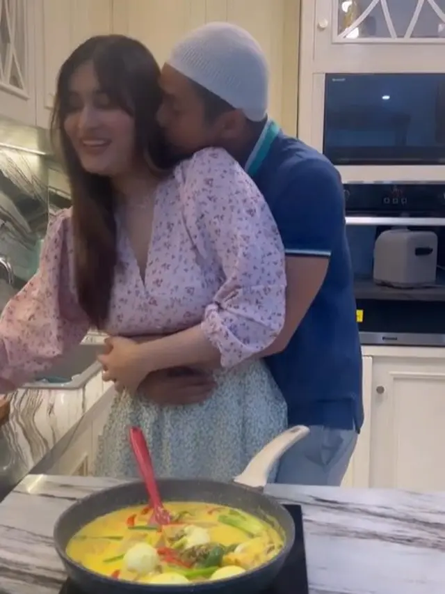 Adly Fairuz dan Angbeen Rishi (Instagram/adlyrayruz)