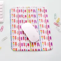 Hias 'mousepad'-mu dengan kain bermotif ceria.