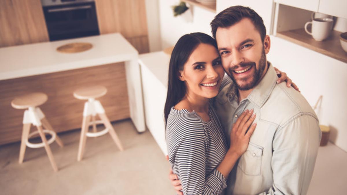 Husband Day 2023, Ini 8 Cara Merayakannya Bersama Suami Tercinta