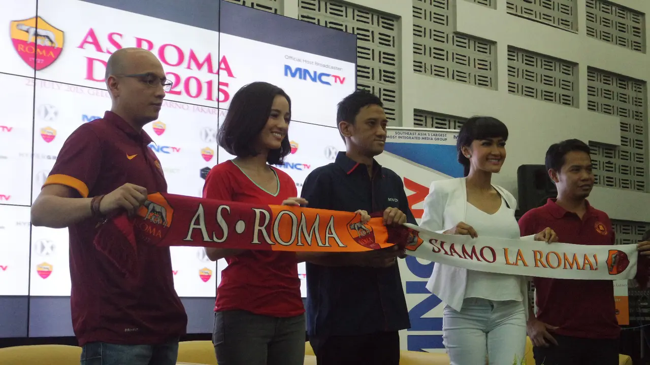 Konferensi Pers AS Roma