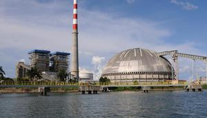 PT Pupuk Kalimantan Timur (Pupuk Kaltim) secara konsisten menerapkan beragam inovasi untuk memastikan keberlanjutan, mulai dari efisiensi produksi, pemberdayaan sosial-ekonomi masyarakat, hingga pelestarian lingkungan. Inisiatif-inisiatif tersebut sejalan dengan salah satu fokus utama perusahaan, yaitu program dekorbanisasi yang telah dicanangkan dalam dua etape. (Dok. Pupuk Kaltim)