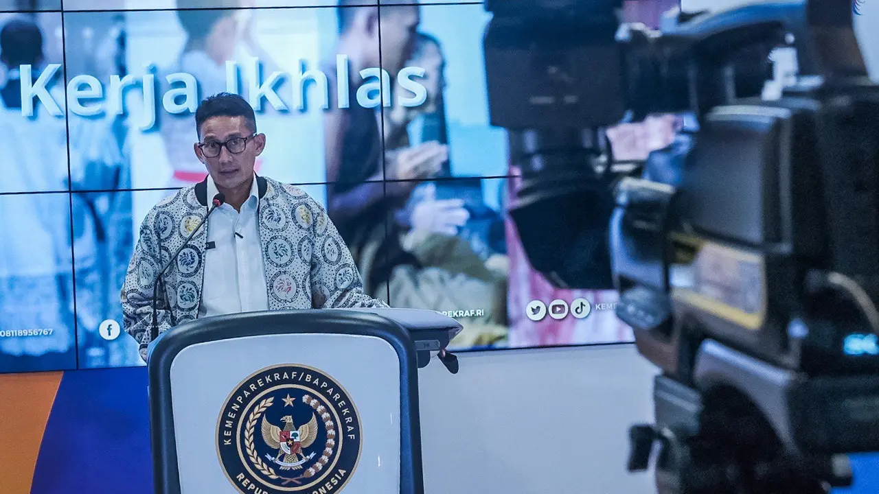 Menteri Pariwisata dan Ekonomi Kreatif/Kepala Badan Pariwisata dan Ekonomi Kreatif Sandiaga Salahuddin Uno