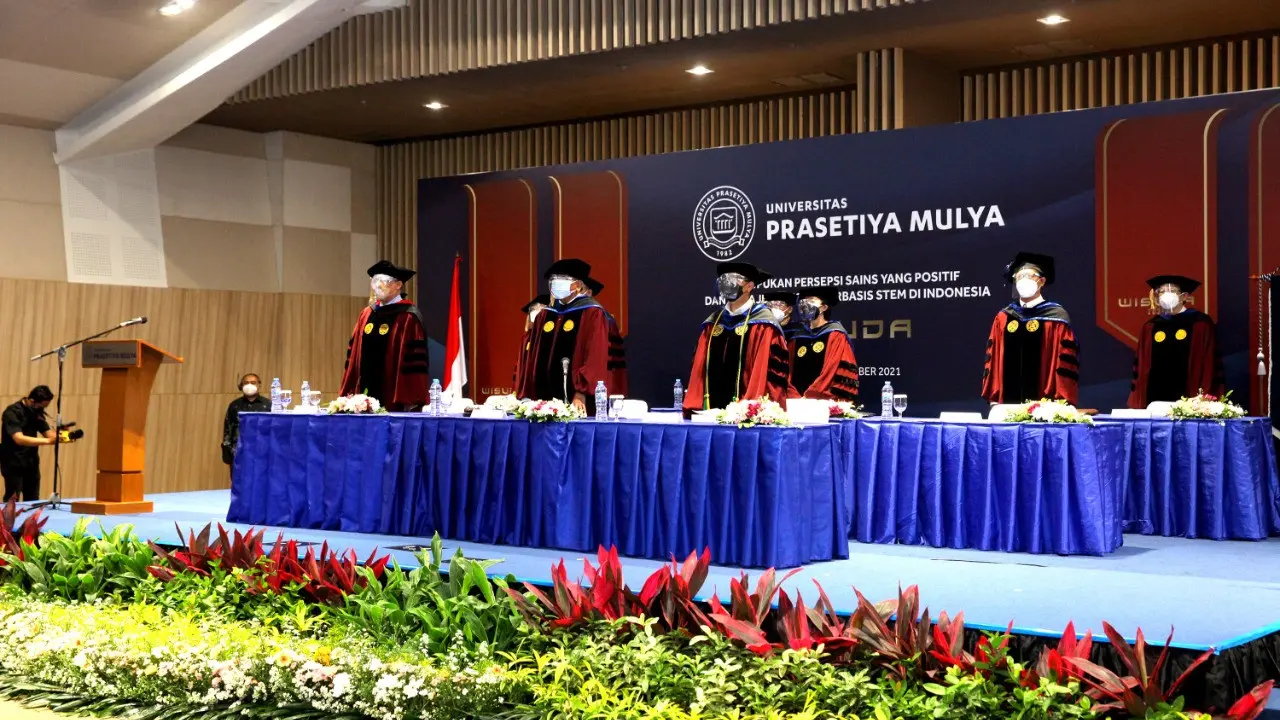 Pemupukan Persepsi Sains yang Positif dan Pemajuan Bisnis Berbasis STEM di Indonesia