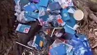 tangkapan layar video viral paspor berserakan di BSD. (istimewa)