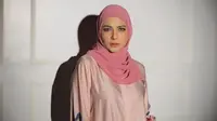 Pesona Meisya Siregar dalam Balutan Hijab Pink Pastel, 6 Potret Terbarunya Banjir Pujian