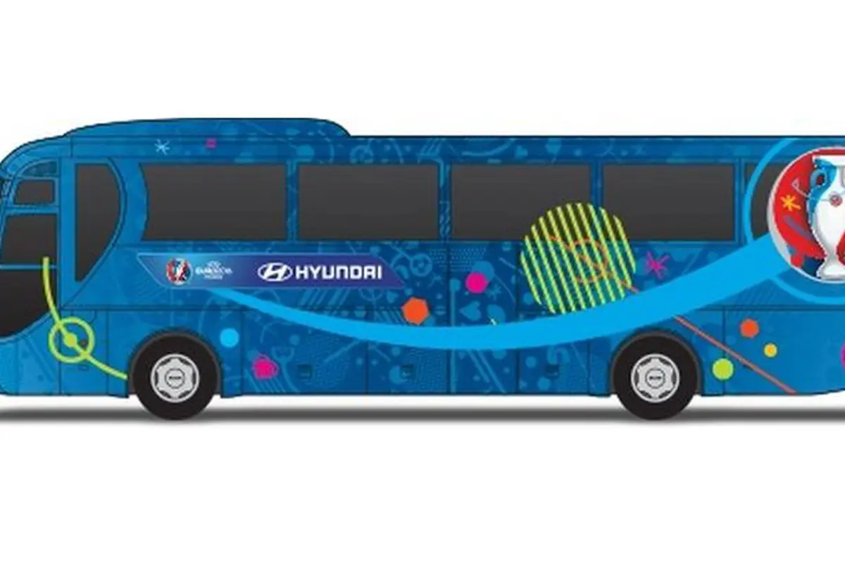 12 Bus Hyundai Antar Tim Peserta Piala Eropa 2016