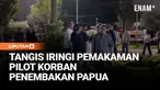 Setelah disemayamkan di rumah duka, jenazah Egon Erawan, Kapten Pilot Smart Air yang tewas ditembak di Bandara Koroway Batu, Boven Digoel, Papua Selatan, dimakamkan di Taman Pemakaman Umum Tanah Kusir, Kebayoran Lama, Jakarta Selatan, Kamis malam. Su...