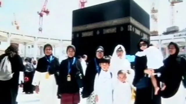 Ibunda Pulang Umrah, Syahrini Lega