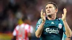 Liverpool's striker Robbie Keane misses a shot on goal against Atletico Madrid during their Champions League match at Vicente Calderon in Madrid on October 22, 2008. AFP PHOTO/PIERRE-PHILIPPE MARCOU