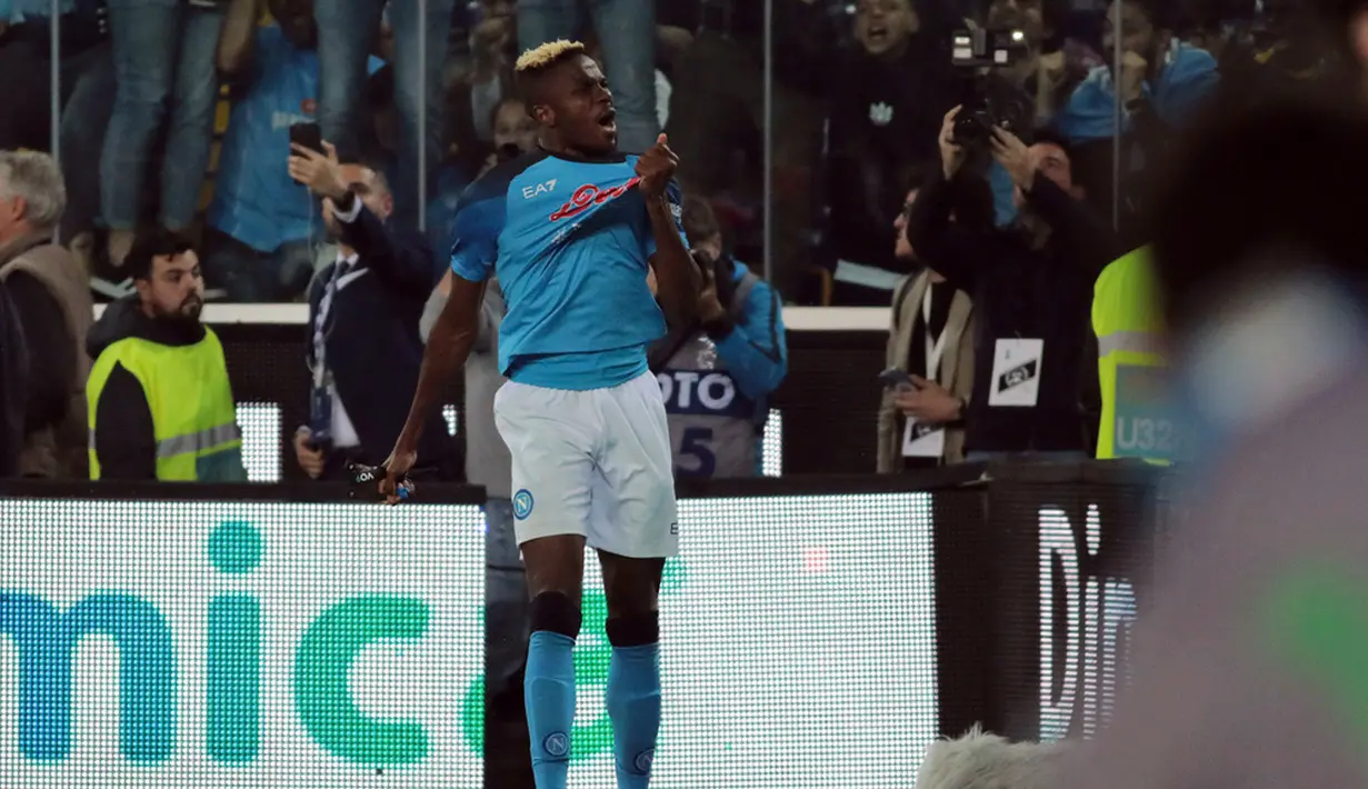 Gelar terakhir yang pernah direngkuh Napoli terjadi pada tahun 1990. Napoli perlu menanti hingga 33 tahun untuk bisa jadi juara lagi. (Andrea Bressanutti/LaPresse via AP)