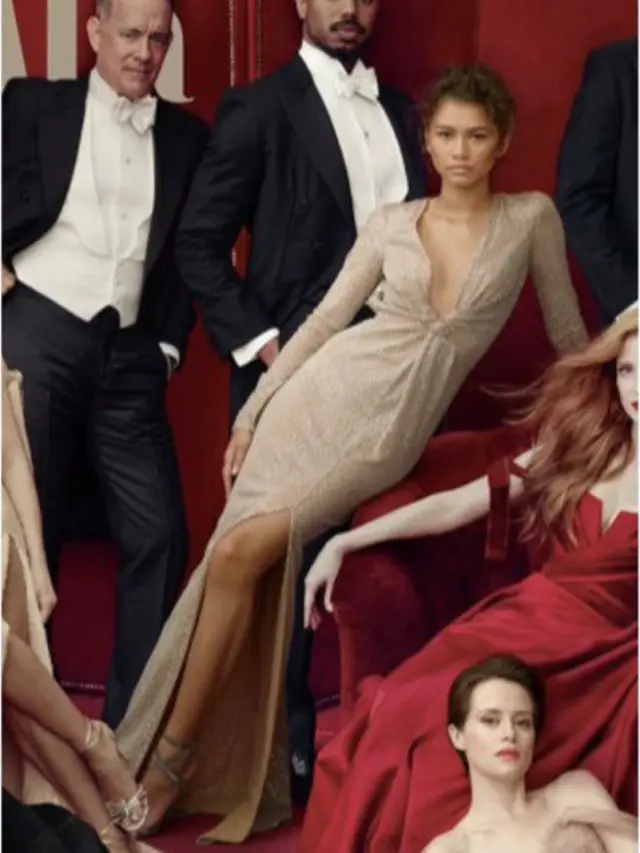 [Bintang] Kalau Kamu Jeli, Kamu Bakal Lihat Keanehan Foto Ini!