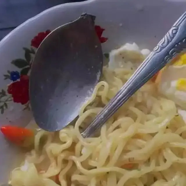 6 Momen Apes Perlengkapan Dapur Patah Ini Bikin Elus Dada, Jadi Malas Masak